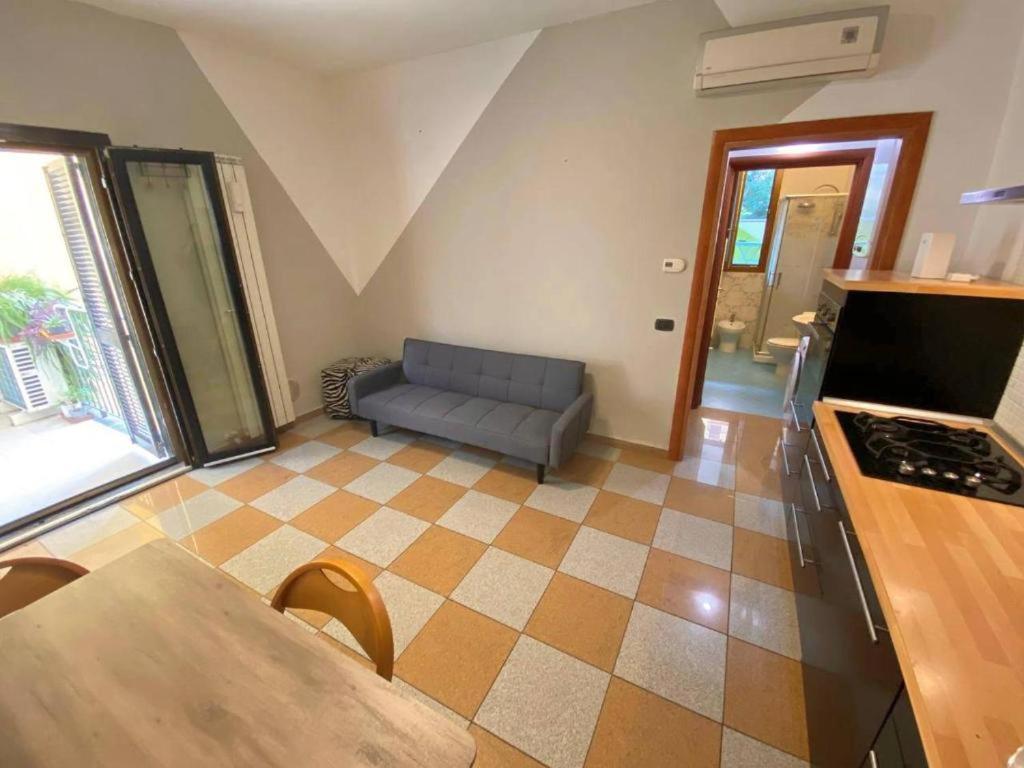 밀라노 Conte Rosso House, Con Doppia Terrazza In Coorte Tranquilla A Due Passi Da Stazione E Metropolitana Lambrate 아파트 외부 사진